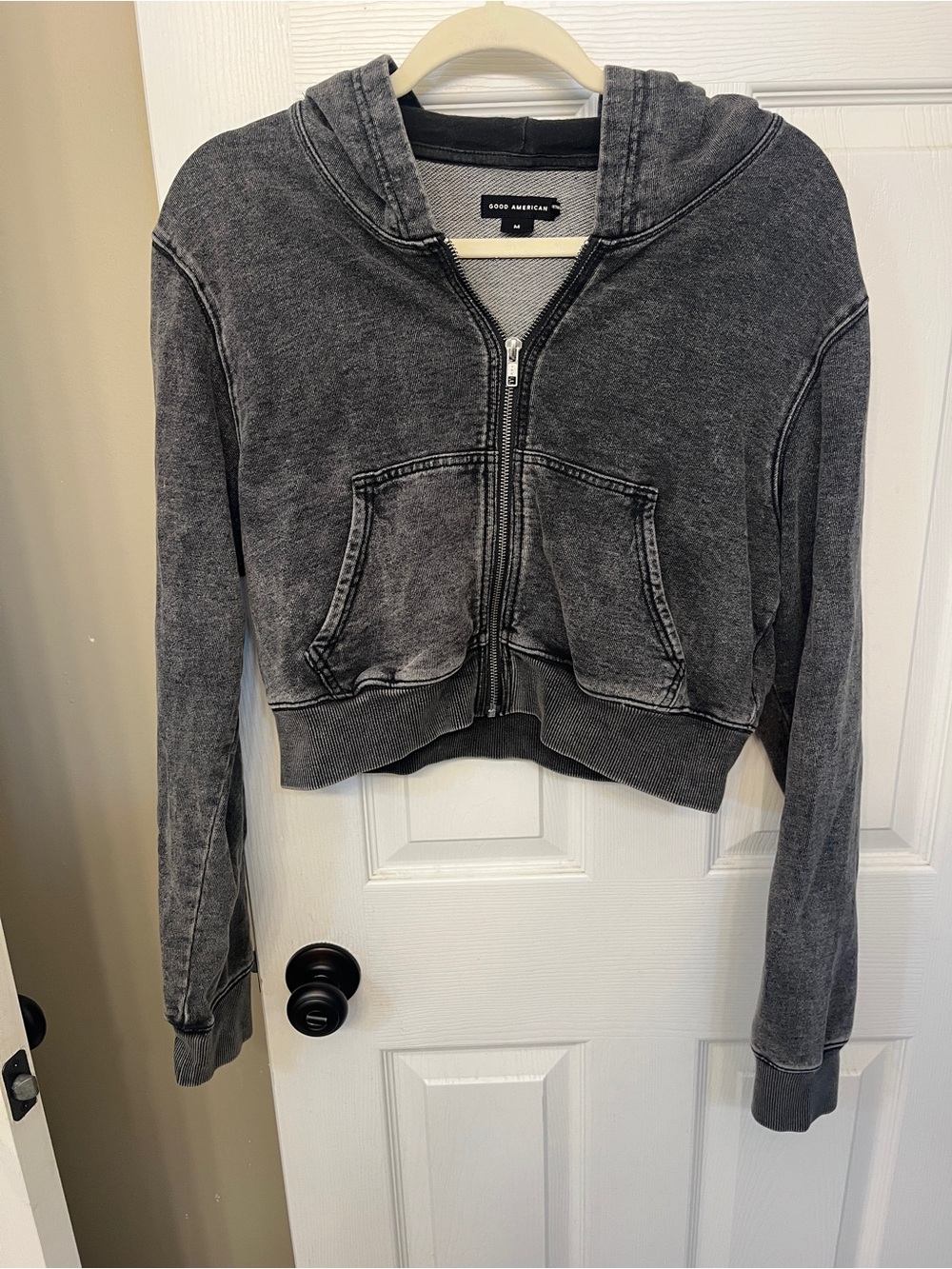 Good American Washed Charcoal Cropped Zip Hoodie size M